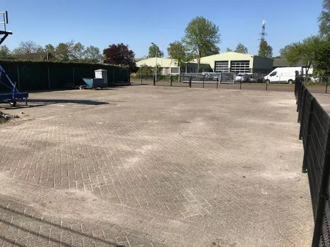 565 m2 Afgesloten Opslag / buitenterrein. Te Huur In Borculo