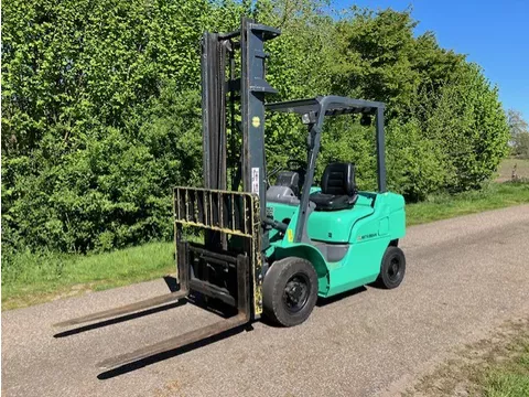 Mitsubishi Heftruck, Gabelstapler, forklift truck. FD25N